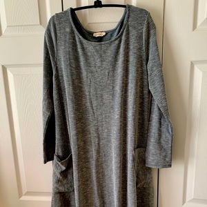 Crescent - Teal knit with loose comfortable fit